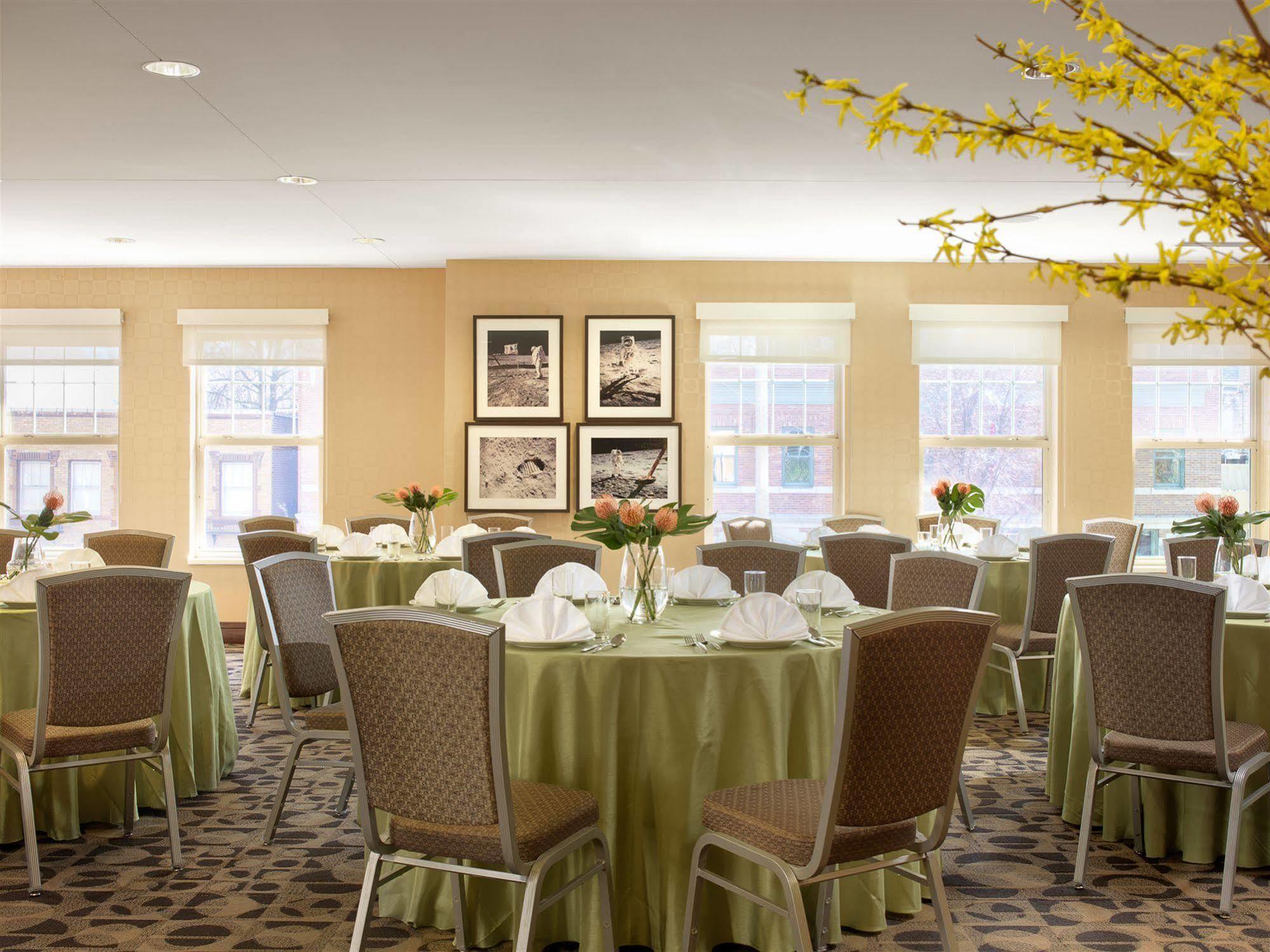 The Moonrise 4* Saint Louis